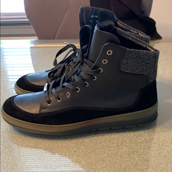 Designer sneaker - Picture 2 of 3